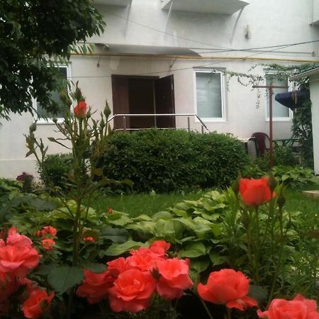 Hotel Lidia คีชีเนา ภายนอก รูปภาพ