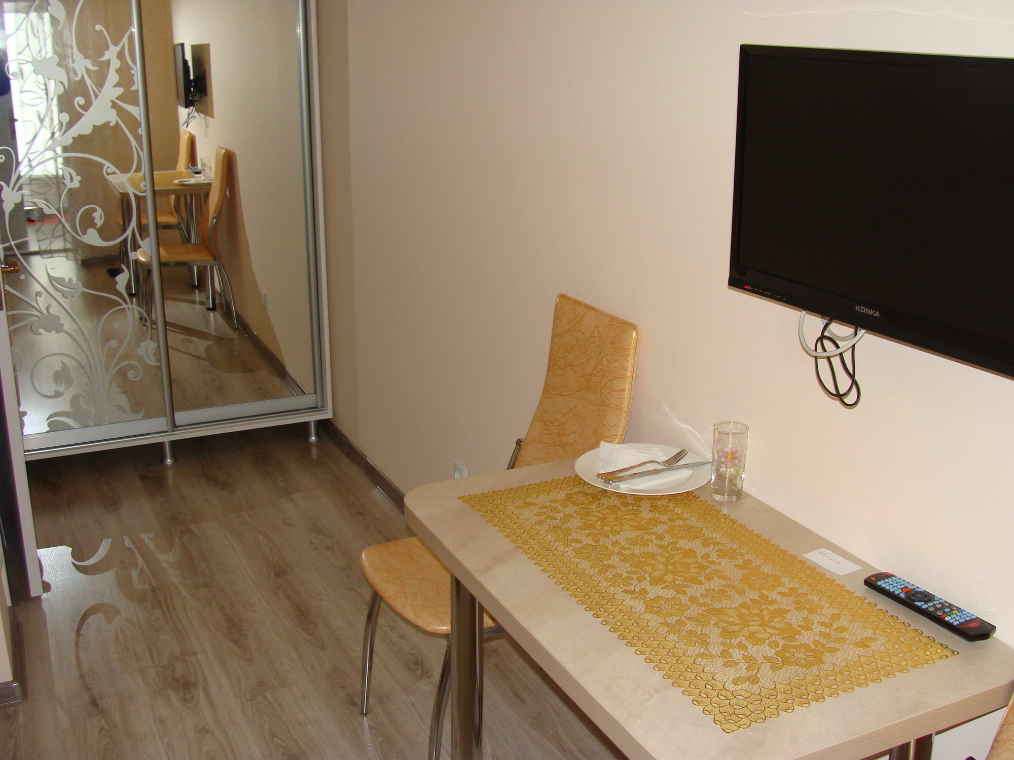 Hotel Lidia คีชีเนา ภายนอก รูปภาพ